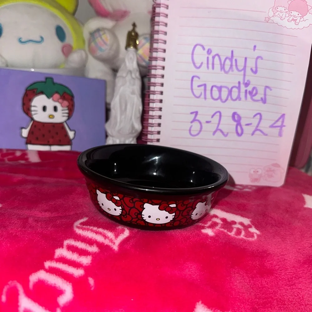 Hello Kitty Pet Bowl (Ceramic)
